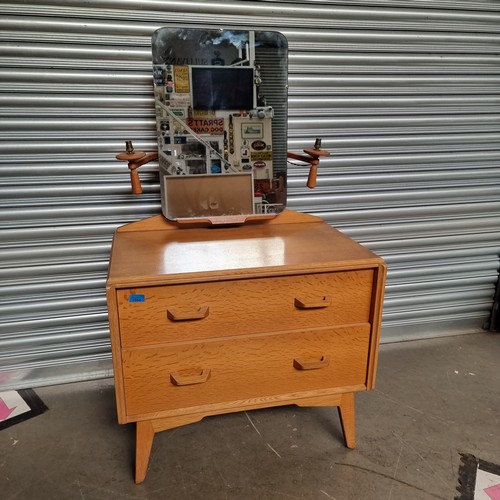 1050 - G-plan dressing table with lights.