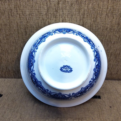 464 - Large George Jones Abby blue and white porcelain bowl.