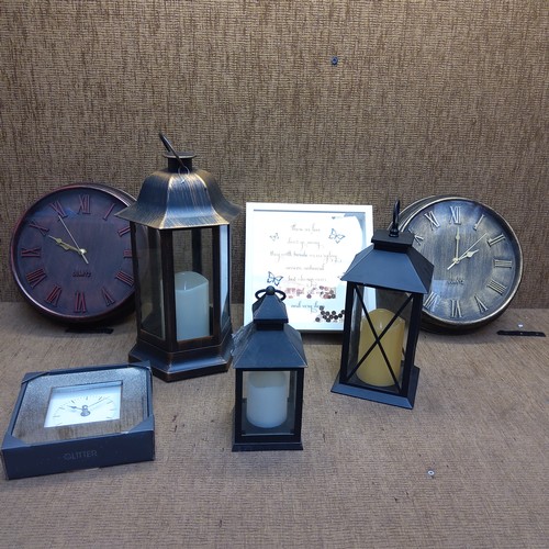 112 - Modern clocks and lamps