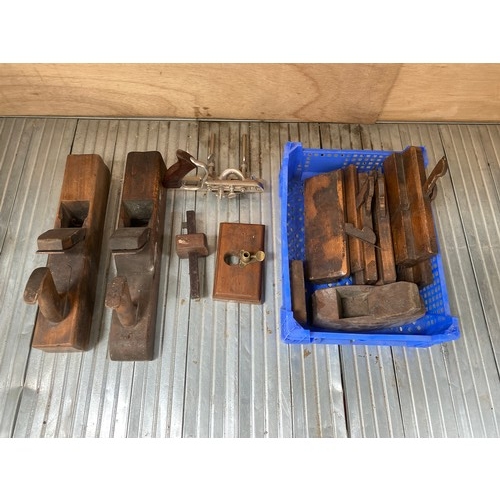192 - Collection of vintage tools and wood planes.