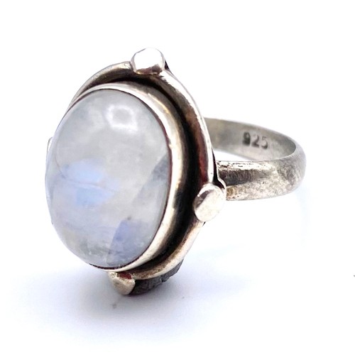 893 - Silver moonstone ring. Size R.