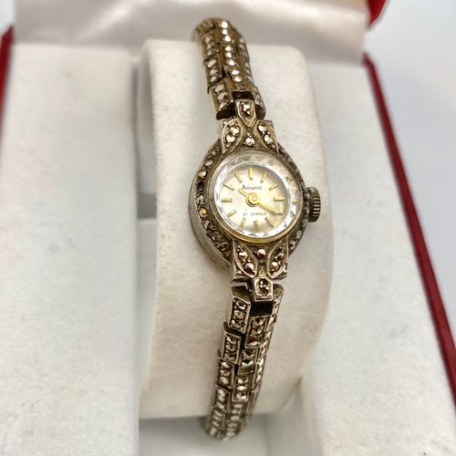 898 - Ladies silver accurist watch.
