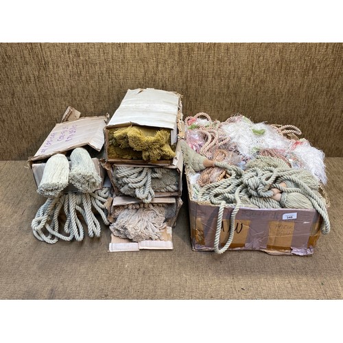 346 - Large quantity of various vintage curtain tie backs.