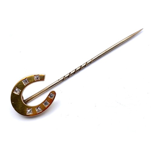 921 - Beautiful Victorian high quality gold  Horseshoe stick pin with seven 2mm approx. 0.8kct of diamonds... 