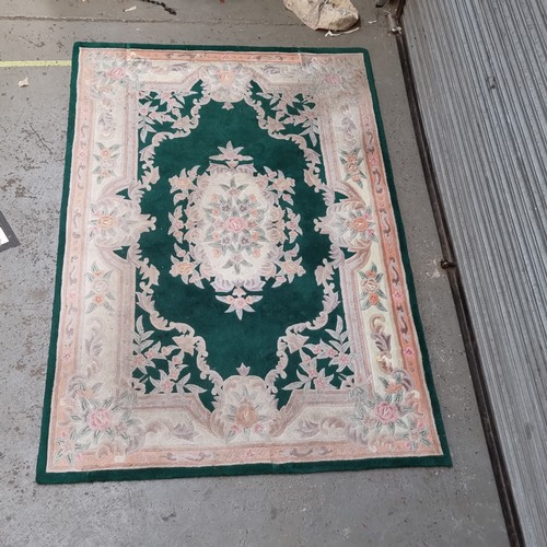 102 - Large Household rug 3m x 2m.