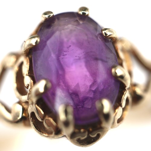 1245 - 9ct gold and amethyst ring size O 1.4 grams.