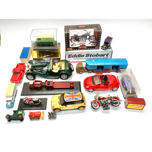 692 - Selection of Die-cast cars some boxed including Corgi Major, Burago and Eddie Stobart.