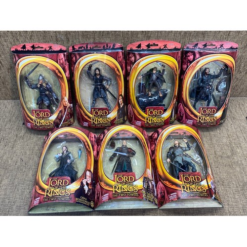711 - Toybiz Lord Of The Rings The Two Towers 7 boxed figures including  Eomer , Easterling , Aragorn, Kin... 