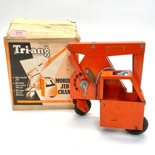 771 - Rare Vintage 1950s Tri-ang MOBILE JIB CRANE, 3-WHEEL: Large Tin Toy.