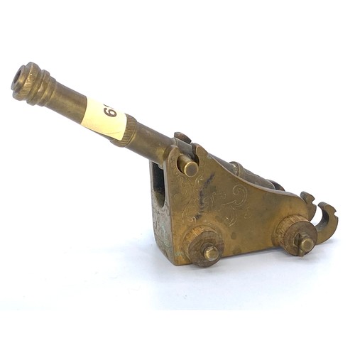 1289 - Muzzle loading brass cannon. 7cm.