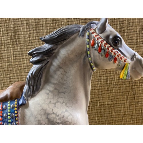 1156 - Grey Beswick show horse in a matte finish on wooden plinth 26cm tall.