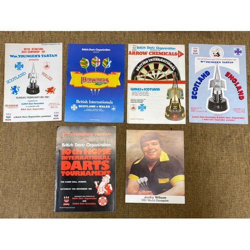 656 - 5 BDO 1980s darts champion souvenir programs all signed by players of the day including Eric Bristow... 