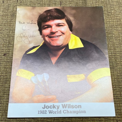 656 - 5 BDO 1980s darts champion souvenir programs all signed by players of the day including Eric Bristow... 