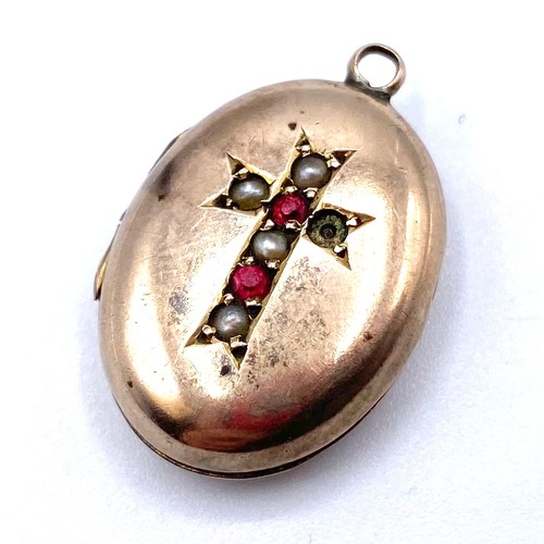 876 - Yellow metal locket, No hallmarks tested as Gold 4.1g MYOMU