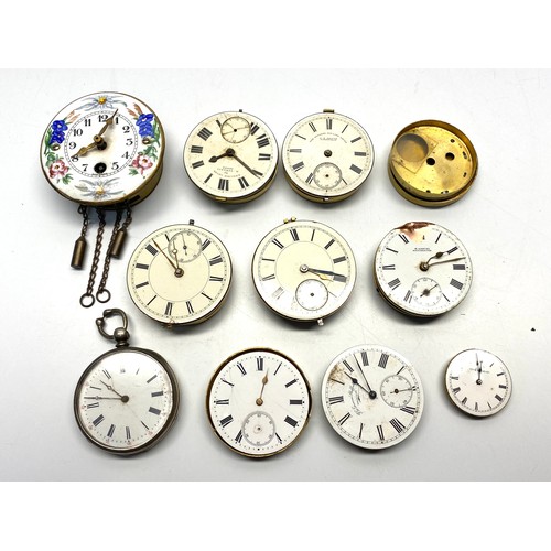 885 - Collection of Watch and clock movements.