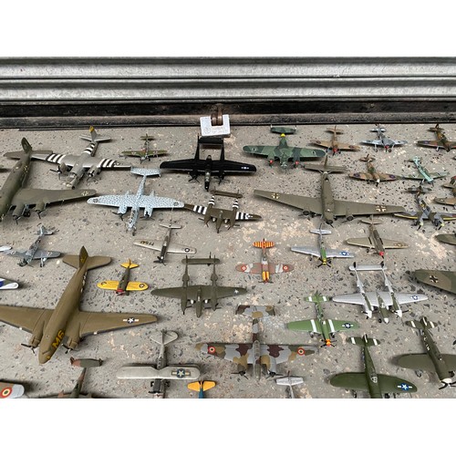 1223 - Approx.80 worldwide military aircrafts in plastic and diecast made complete in kit form including ai... 