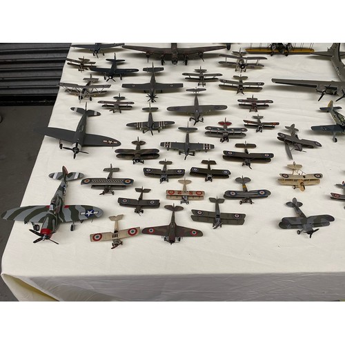 1224 - Approx.80 worldwide military aircrafts in plastic and diecast made complete in kit form including ai... 