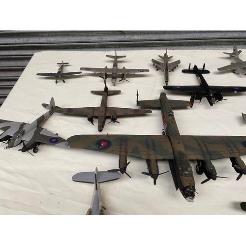 1226 - Approx.30 worldwide military aircrafts in plastic and die-cast made complete in kit form including a... 