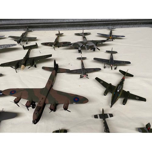 1227 - Approx.25 worldwide military aircrafts in plastic and diecast made complete in kit form including ai... 