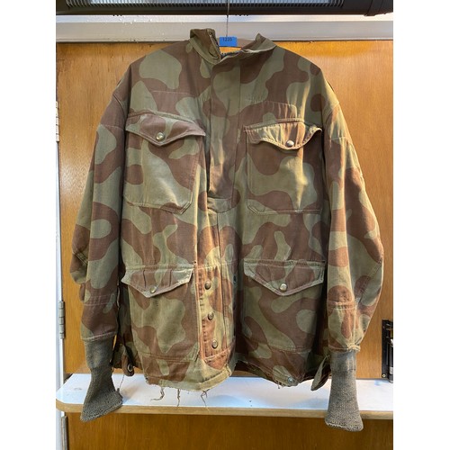 1235 - WW2 Dennison paratrooper smock.