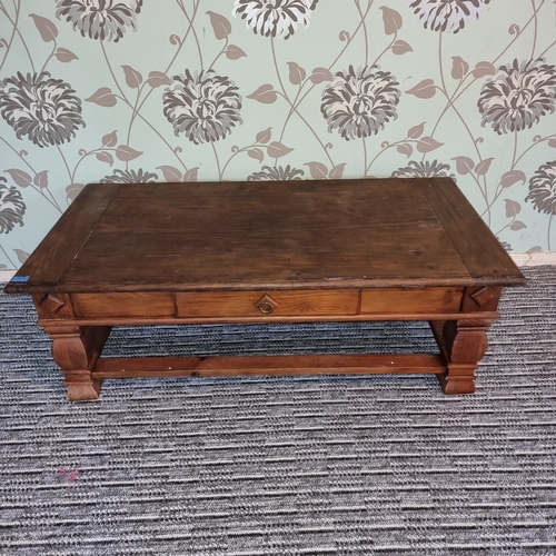 91 - Solid oak coffee table 130cm x 85cm.