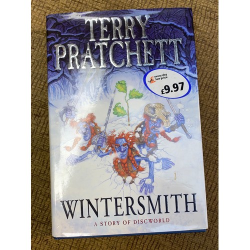 1067 - Collection of 12 Terry Pratchett hardback books including Snuff and The Wee Free Men. Mostly 1st edi... 