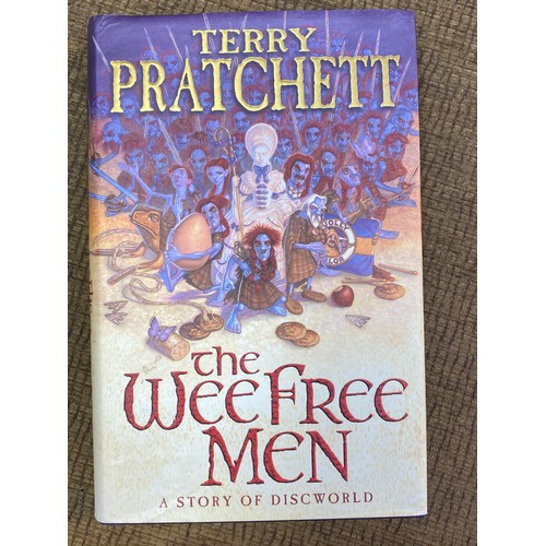 1067 - Collection of 12 Terry Pratchett hardback books including Snuff and The Wee Free Men. Mostly 1st edi... 