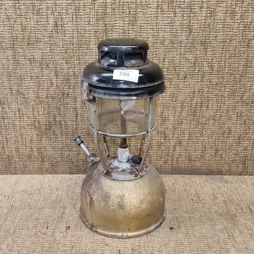 700 - Vintage Tilly 171 paraffin lamp.