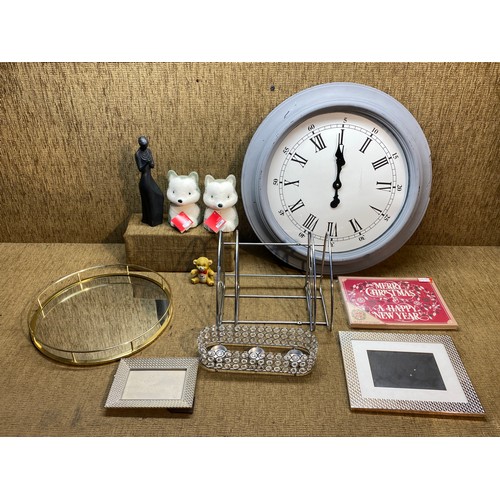 178 - Decorative household items including a Royal Doulton 'tenderness' h.n 2714, shabby chic clock and mi... 