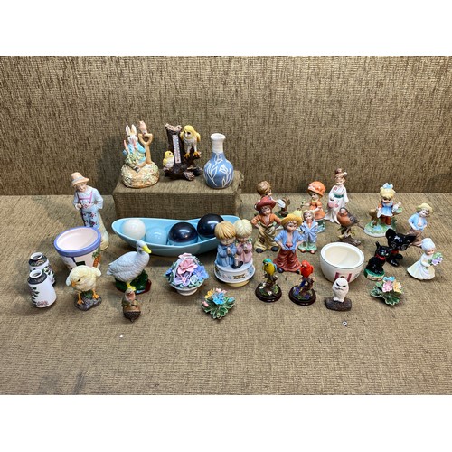 186 - Collectable ceramic household items including hand painted welsh pottery.