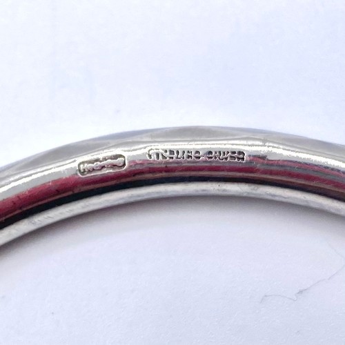 894 - Sterling silver bangle. 11g