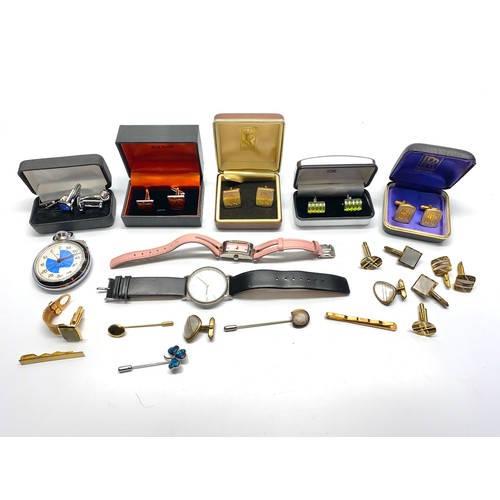 462 - Selection of watches and cufflinks including Rolls Royce.