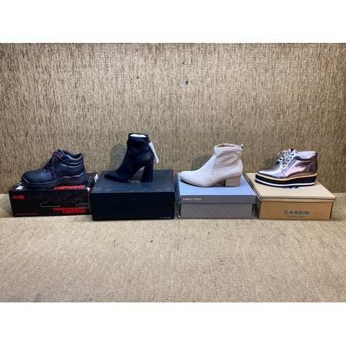 45 - 5 pairs of boxed shoes including Marco Tozzi, Kenneth Cole and Black Rock sizes 4/5/6/10/3.
