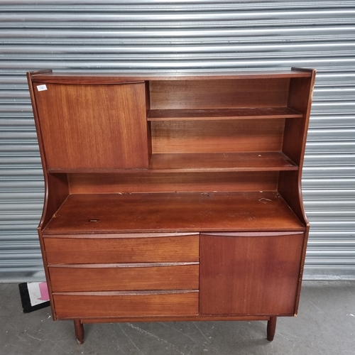 1109A - Mid century sideboard.