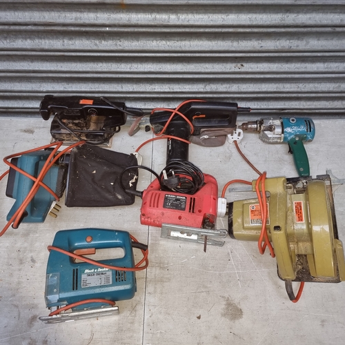 172 - Selection of electrical power tools including a Black & Decker Jig saw and Belt sander.