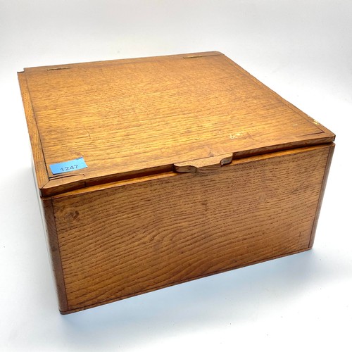 1247 - Antique wooden bible box .38x38x20 cm.