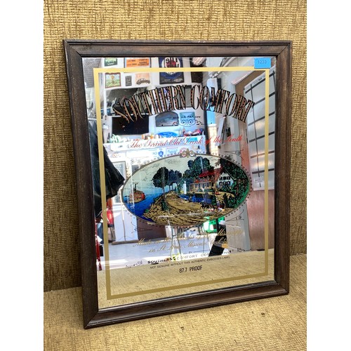 716 - Southern comfort framed advertising mirror.Size: 58cm x 48cm.