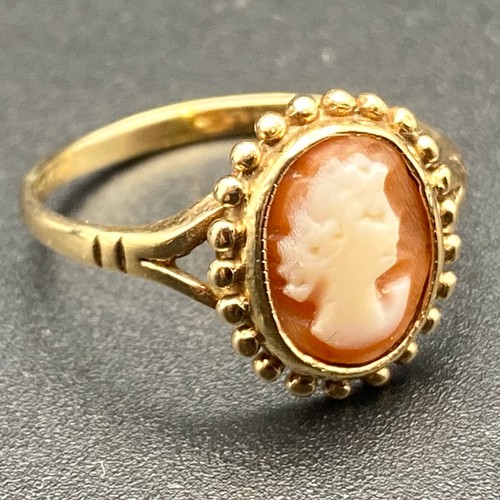 873 - 9ct gold cameo ring size N. 1.8g