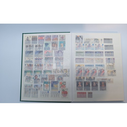 754 - Two stamp albums in mint condition (all fresh to auction).