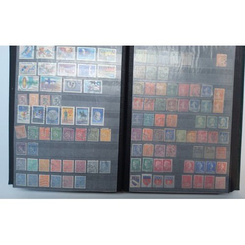 754 - Two stamp albums in mint condition (all fresh to auction).