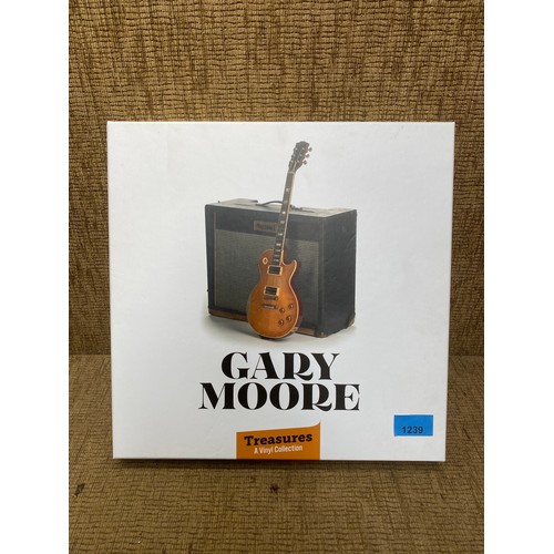 1239 - Gary Moore: treasures, a Vinyl collection.