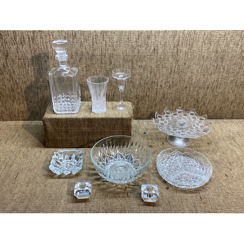 516 - Selection of cut crystal glass and large decanter.