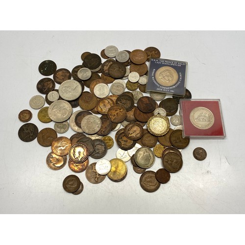 499 - Collection of various coins.