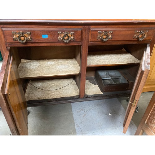 1091 - Art Nouveau mahogany sideboard.