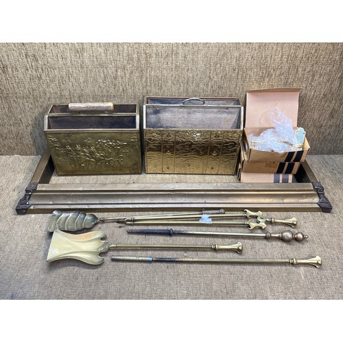 169 - Brass items including: fire guard, letter racks and coal tools.