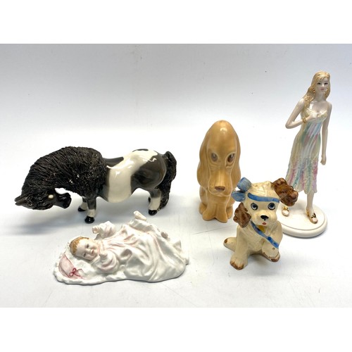 1138 - Ceramic figures: royal doultan new baby (HL3712) and Coal Port the birth stone collection opal (size... 