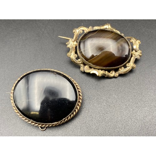 811 - Large silver brooch with jet stone and pretty white metal brown polished agate stone.