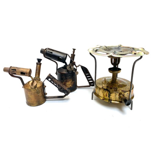 1125 - 2 vintage paraffin blow torches and a vintage polished brass gas stove by parasene england.