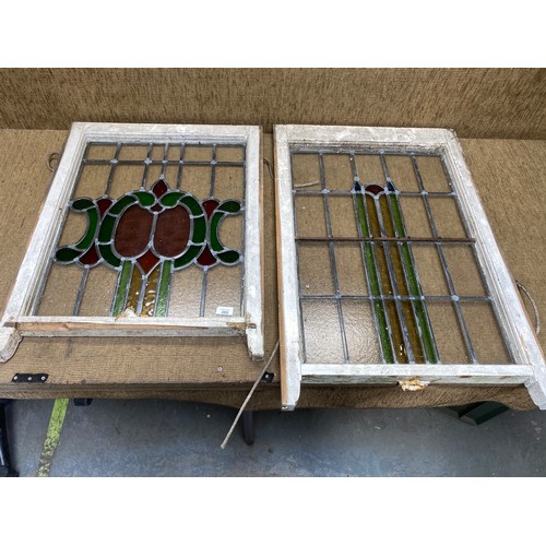 282 - 2 cottage sliding stain glass windows. Size: 74cm x 77cm.