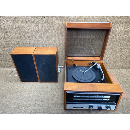 294 - Chassis x51 vintage record player and speakers. Model number: UA400.